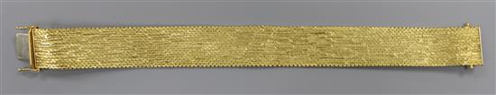 A 1960s 18ct gold milanese gold bracelet, 18cm.